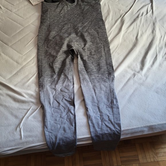 Balance and resist onesie - Picture 3 of 4